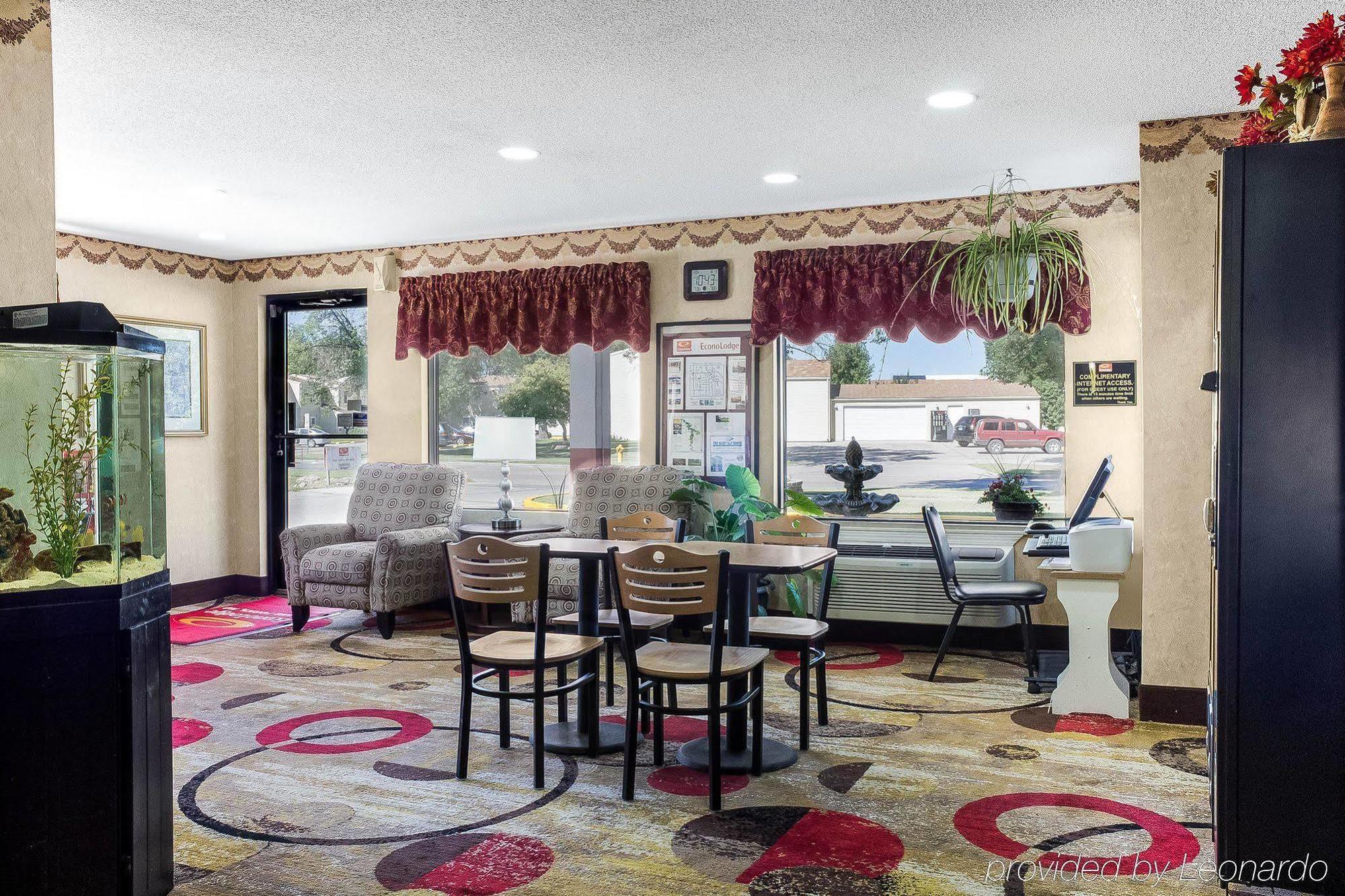 Econo Lodge Grand Forks Luaran gambar